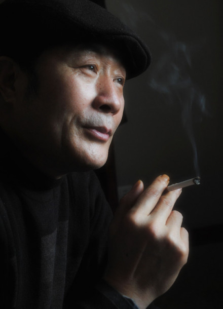 严明星