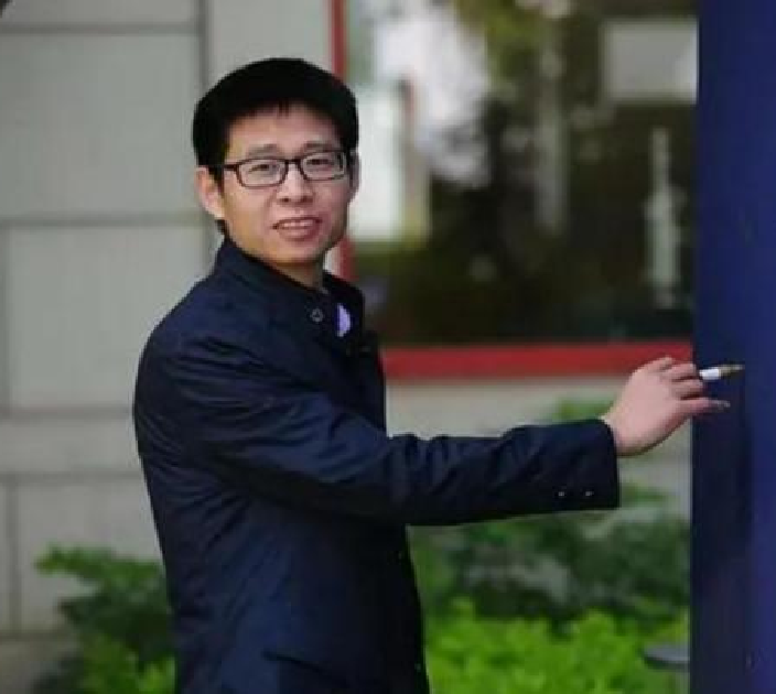 薛帅杰